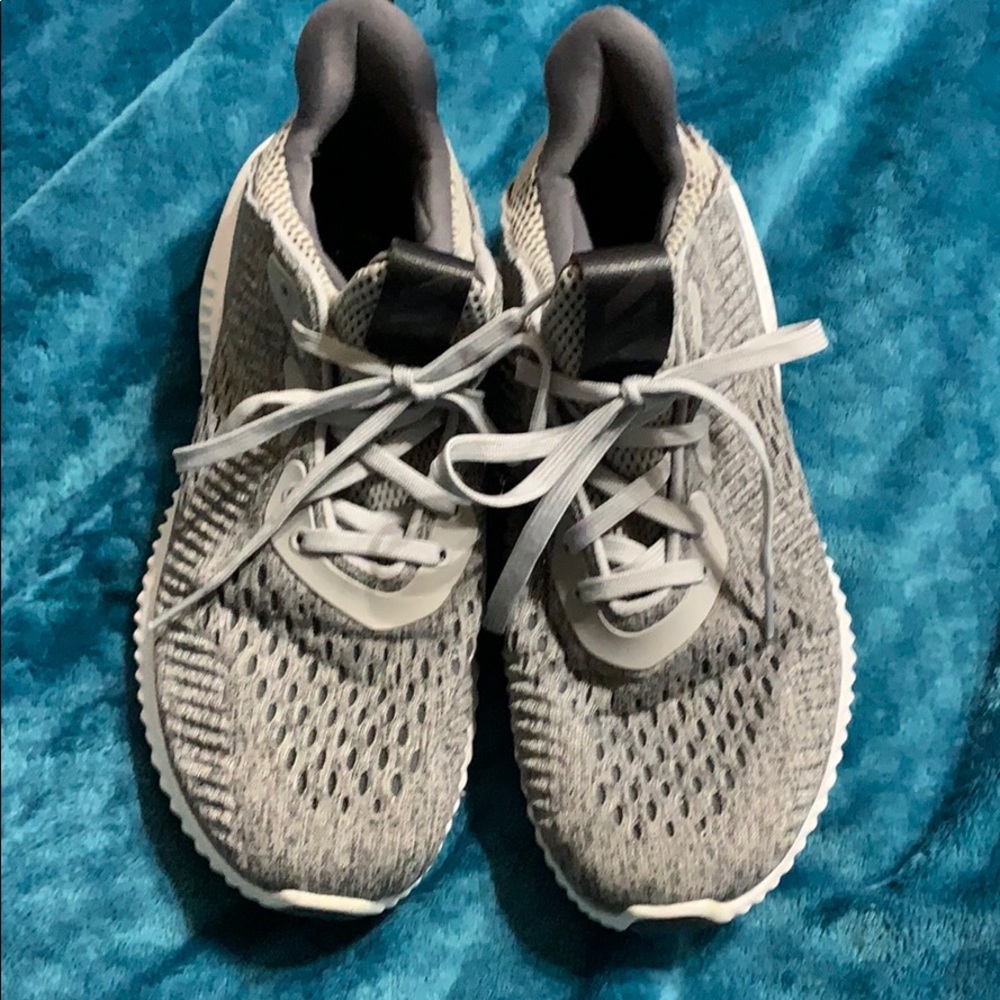 Adidas alphabounce grey women’s tennis shoes size7